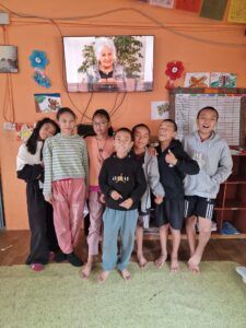 Lesen Sie mehr über den Artikel School of Joy jetzt auch in Kenia und Nepal – Kinder strahlen vor Freude!